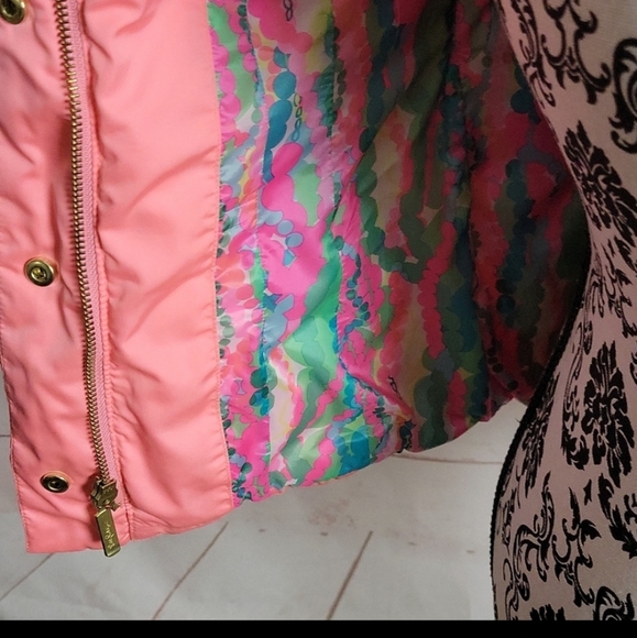 Lilly Pulitzer Pink Isabella Down Puffer Vest Size XS - Picture 6 of 14
